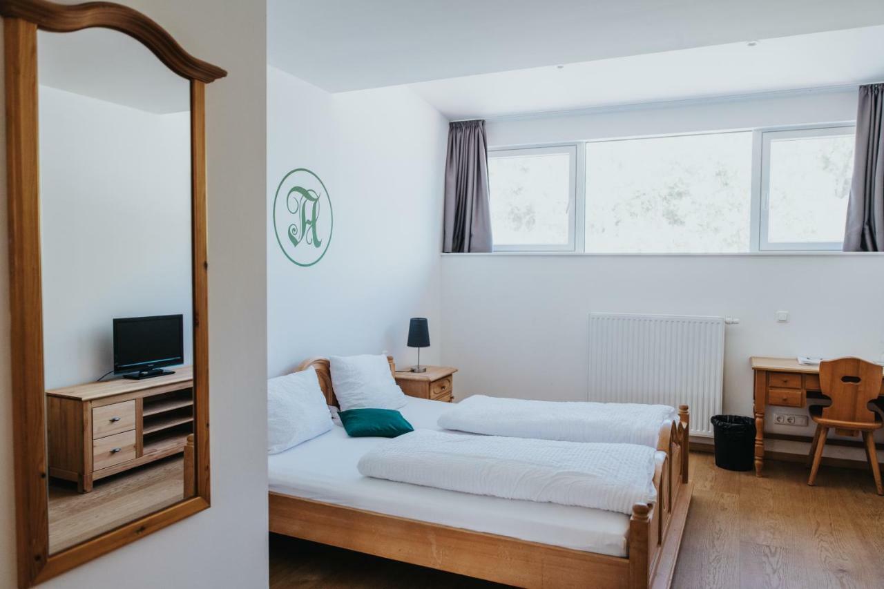 Angermuehle Landgasthof Altenmarkt an der Alz 외부 사진